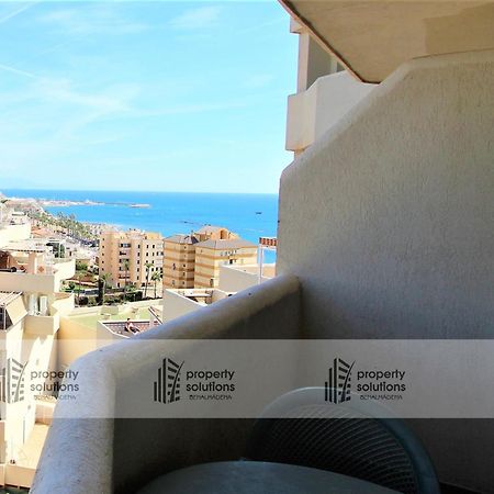 Benalbeach 1010 - Vista Al Mar - Piscina Todo El Ano - Primera Linea De Playa Benalmádena Esterno foto
