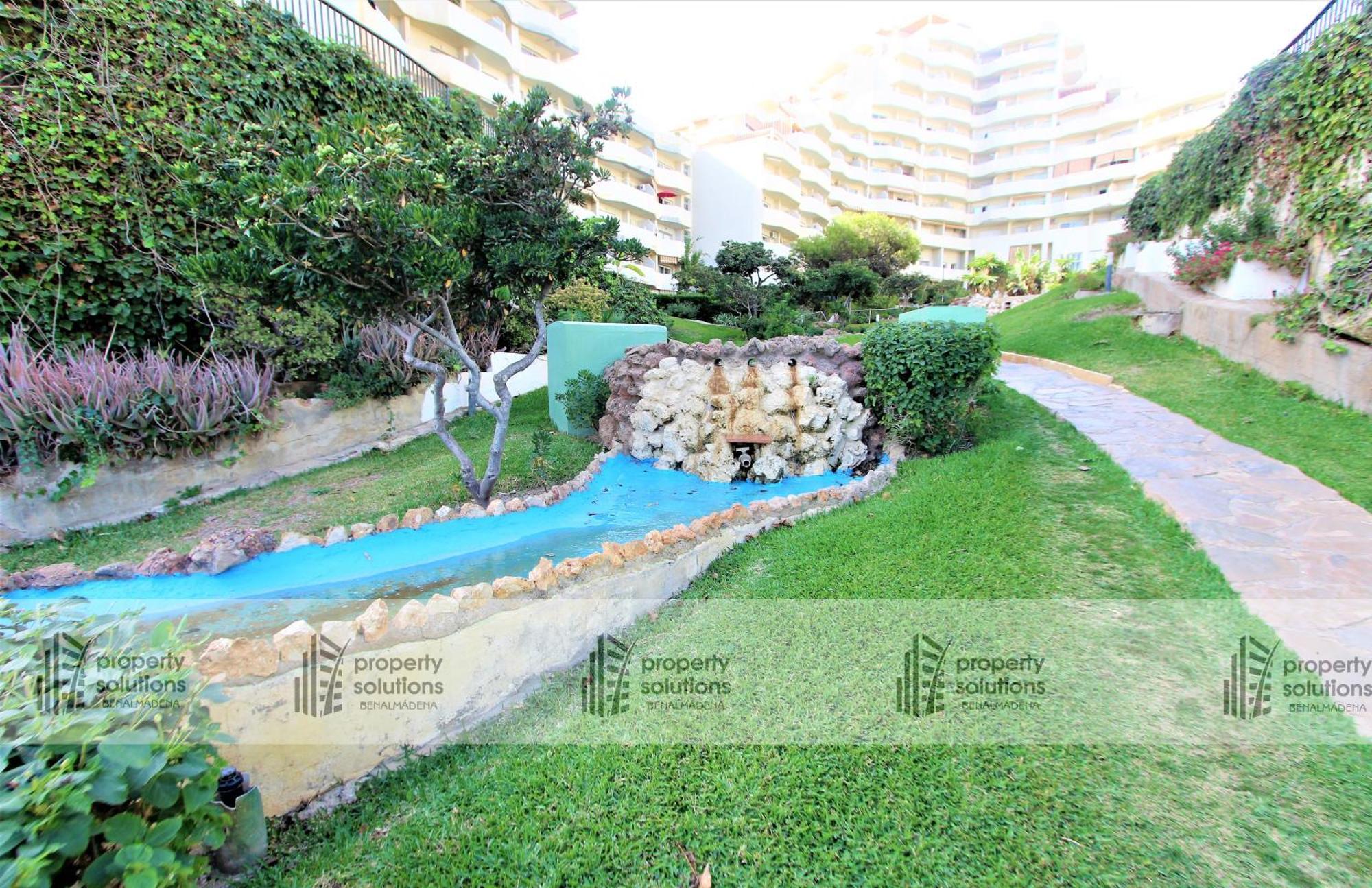 Benalbeach 1010 - Vista Al Mar - Piscina Todo El Ano - Primera Linea De Playa Benalmádena Esterno foto