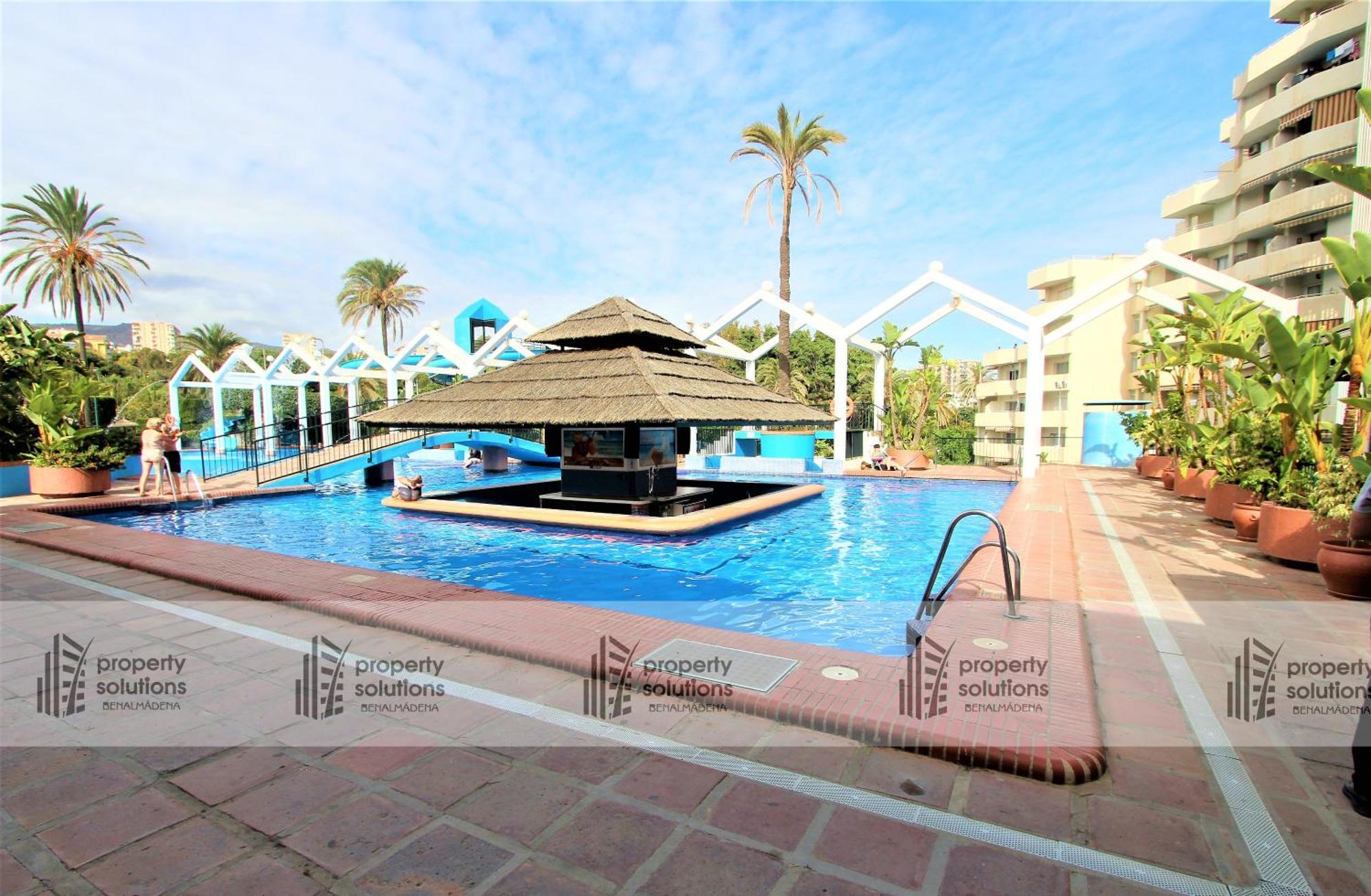 Benalbeach 1010 - Vista Al Mar - Piscina Todo El Ano - Primera Linea De Playa Benalmádena Esterno foto