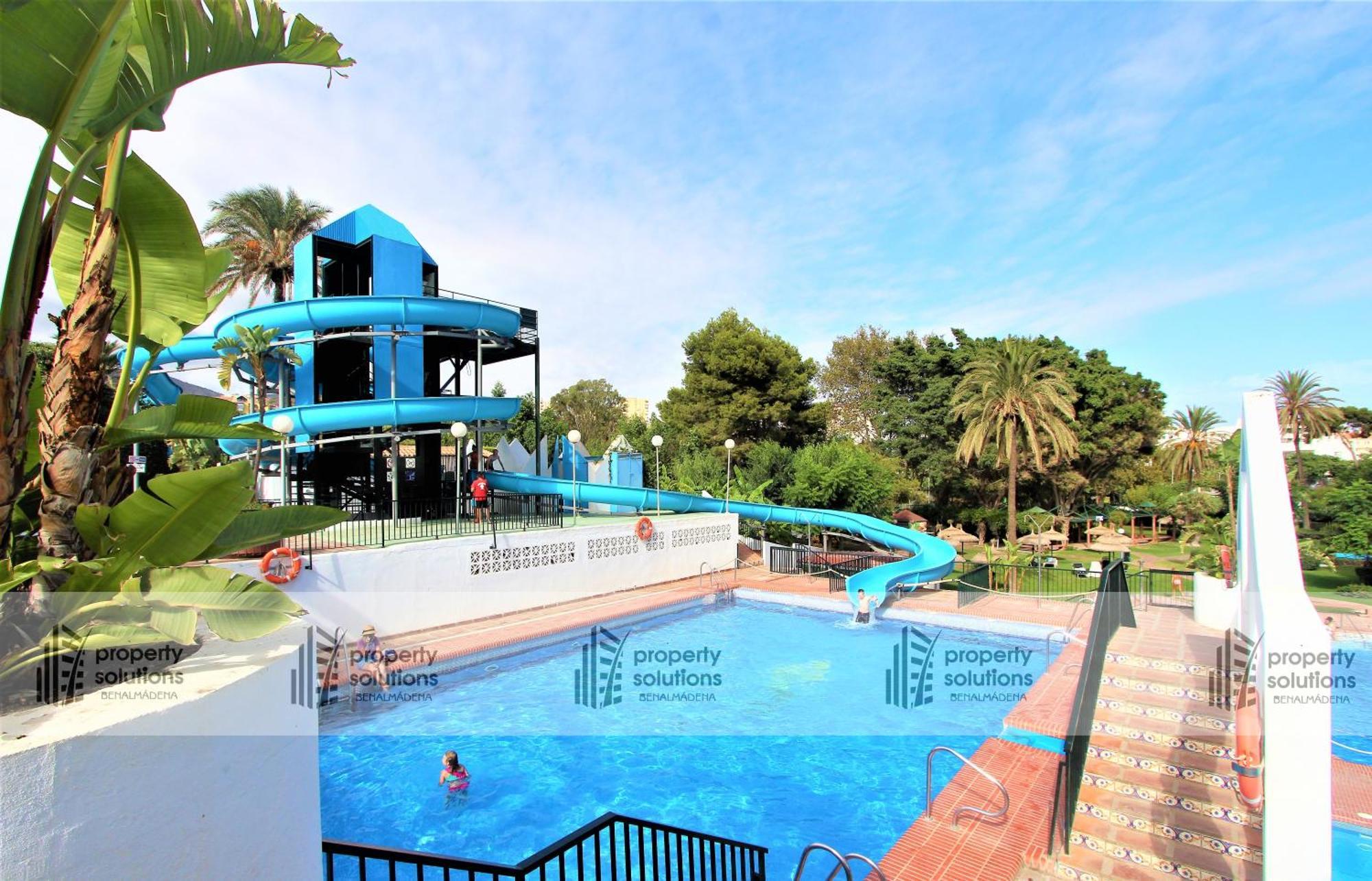 Benalbeach 1010 - Vista Al Mar - Piscina Todo El Ano - Primera Linea De Playa Benalmádena Esterno foto